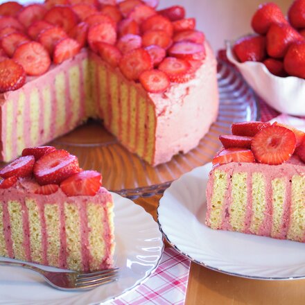 Spiralkake med jordbær